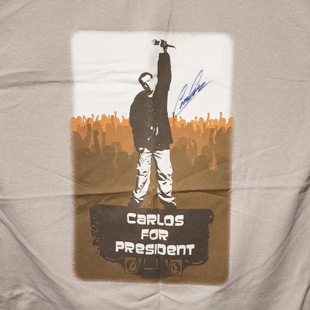 Carlos Mencia signed T-Shirt